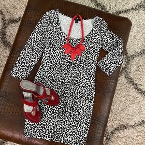 🖤 Forever 21 Pullover Dress